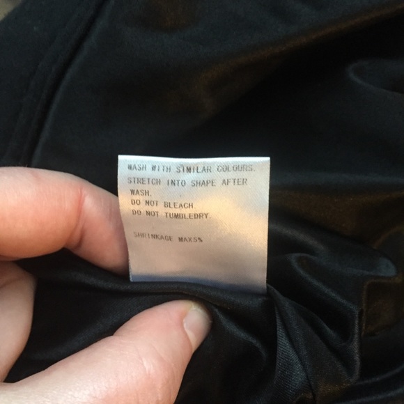 Very elegant black A line skirt. Size S - Picture 8 of 8